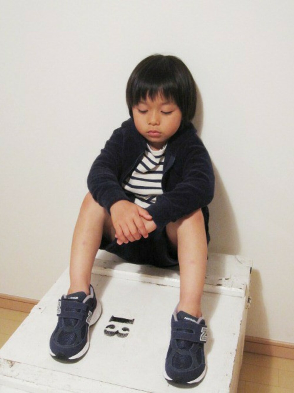 「JOURNAL STANDARD relumeの☆JOURNAL STANDARD relume KIDS: パイルダイドジップパーカー #（パーカー、ブルー系）」を使った、JOURNAL STANDARD EC担当さん（キッズ・105cm）の春コーディネートの1枚目の写真