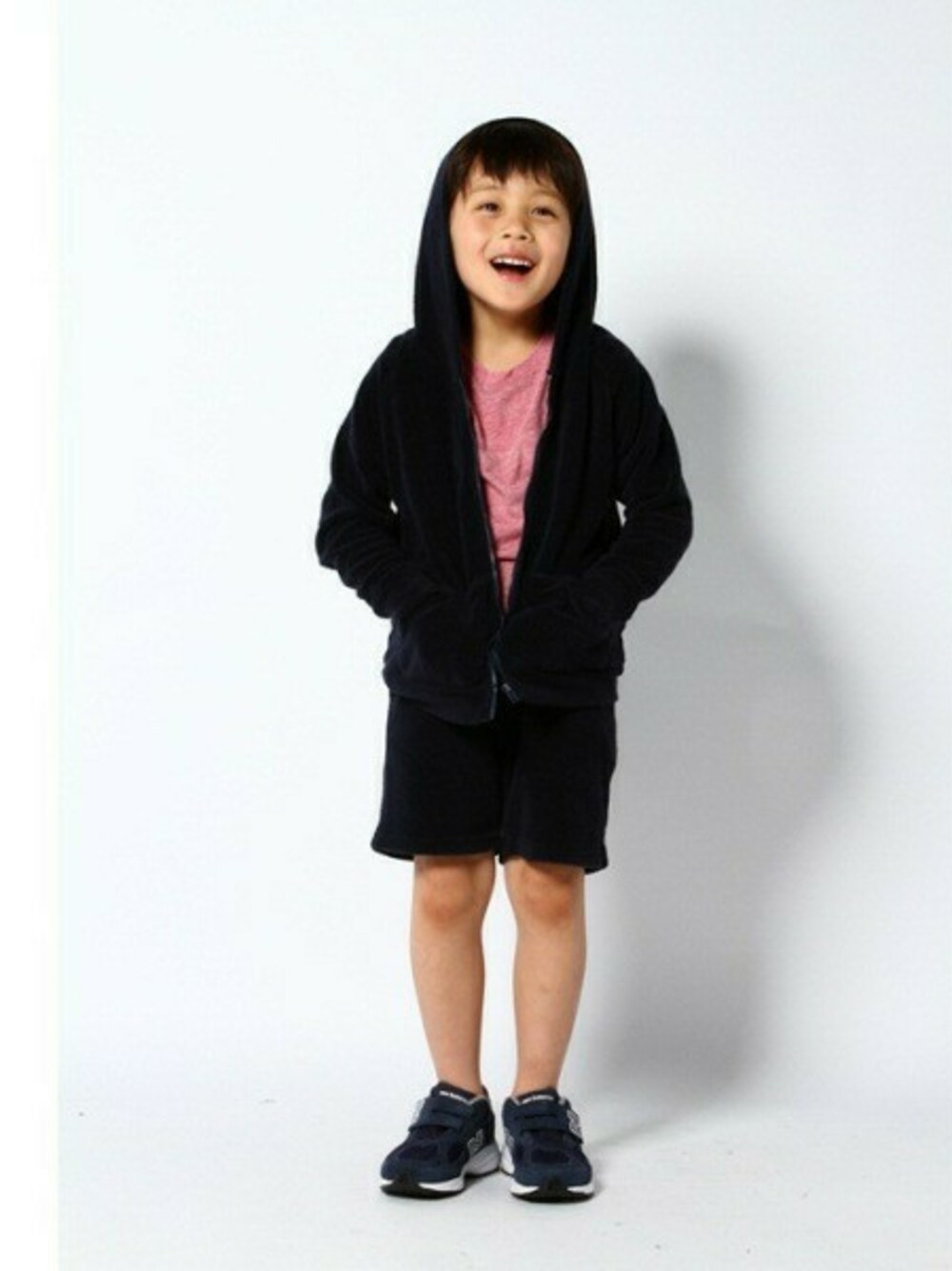 「JOURNAL STANDARD relumeの☆JOURNAL STANDARD relume KIDS: パイルダイドジップパーカー #（パーカー、ブルー系）」を使った、JOURNAL STANDARD EC担当さん（キッズ・120cm）の春コーディネートの1枚目の写真