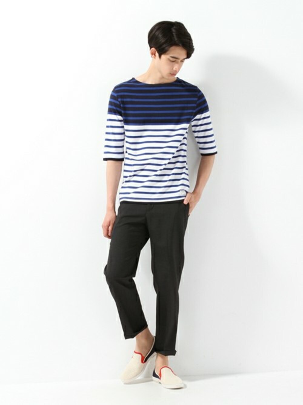 「パンツ、ボーダートップス」｜「JOURNAL STANDARDのパネル配色5スリーブマリンボーダーカットソー #（Tシャツ/カットソー、ブルー系）」を使った、JOURNAL STANDARD EC担当さん（メンズ・180cm）の夏コーディネートの1枚目の写真