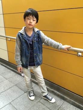 「ZARA（ザラ）のアイテム（デニムジャケット、ブルー系）」を使った、Taka☺︎さん（キッズ・140cm）の秋コーディネート