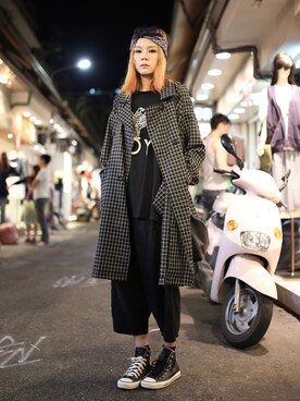 「streetsnap」｜「アイテム（トレンチコート）」を使った、Miriam Mibaoさん（レディース・163cm）の春コーディネート