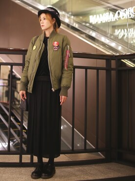 「streetsnap」｜「アイテム（ナイロンジャケット）」を使った、Miriam Mibaoさん（レディース・163cm）の春コーディネート