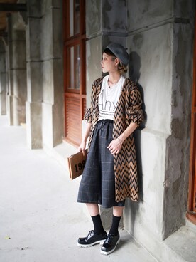 「streetsnap」｜「アイテム（スラックス）」を使った、Miriam Mibaoさん（レディース・163cm）の春コーディネート