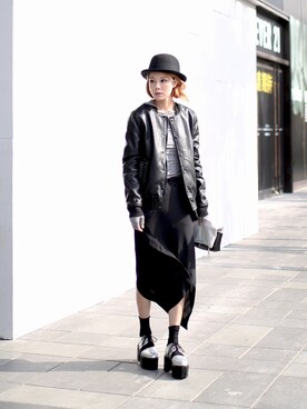 「streetsnap」｜「アイテム（ライダースジャケット）」を使った、Miriam Mibaoさん（レディース・163cm）の春コーディネート