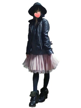 「黒×ピンク」｜「アイテム（ブーツ）」を使った、あきさん（レディース・160cm）の冬コーディネート