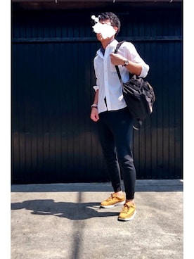 「NIKE SPORTSWEAR（ナイキスポーツウェアー）のアイテム（その他パンツ、ブラック系）」を使った、ユウキさん（メンズ・177cm）の秋コーディネート