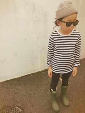 「AIGLE（エーグル）のアイテム（レインシューズ）」を使った、micooさん（キッズ・120cm）の秋コーディネート
