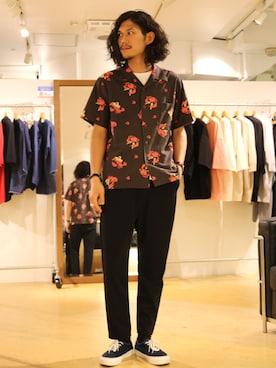 「lot holon（ロットホロン）のアイテム（その他パンツ）」を使った、downeyさん（メンズ・180cm）の夏コーディネート