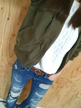 「GU（ジーユー）のアイテム（ニット/セーター、ホワイト系）」を使った、cocoさん（レディース・160cm）の春コーディネート