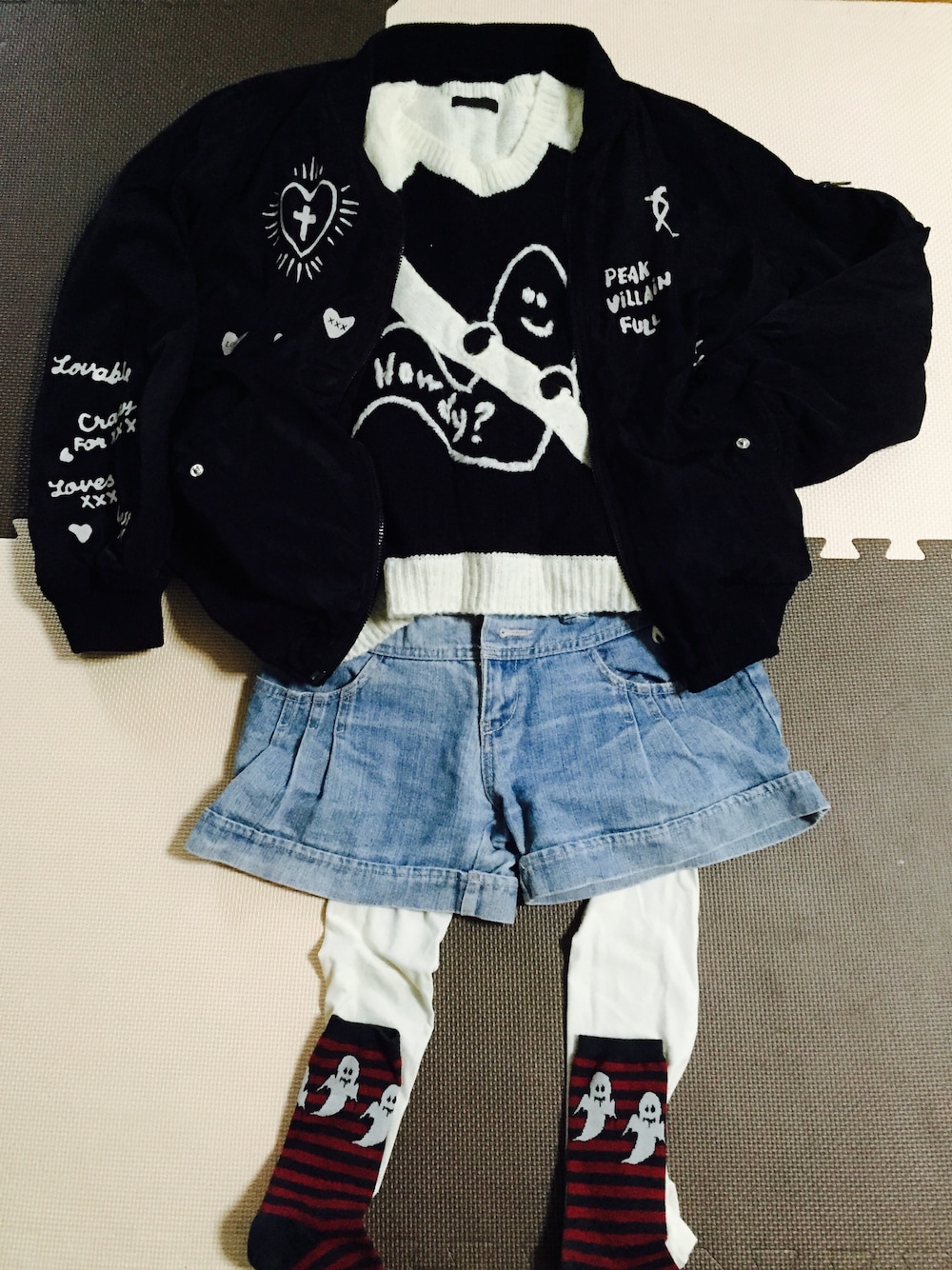 「Candy Stripper、おばけ、MA-1、ショートパンツ」｜「Candy StripperのLAVABLE CANDY MA-1（ブルゾン、ブラック系）」を使った、Kazumamaさん（レディース・153cm）の春コーディネートの1枚目の写真