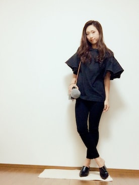 「ラッフルスリーブ」｜「アイテム（バッグ）」を使った、asaminさん（レディース・162cm）の秋コーディネート
