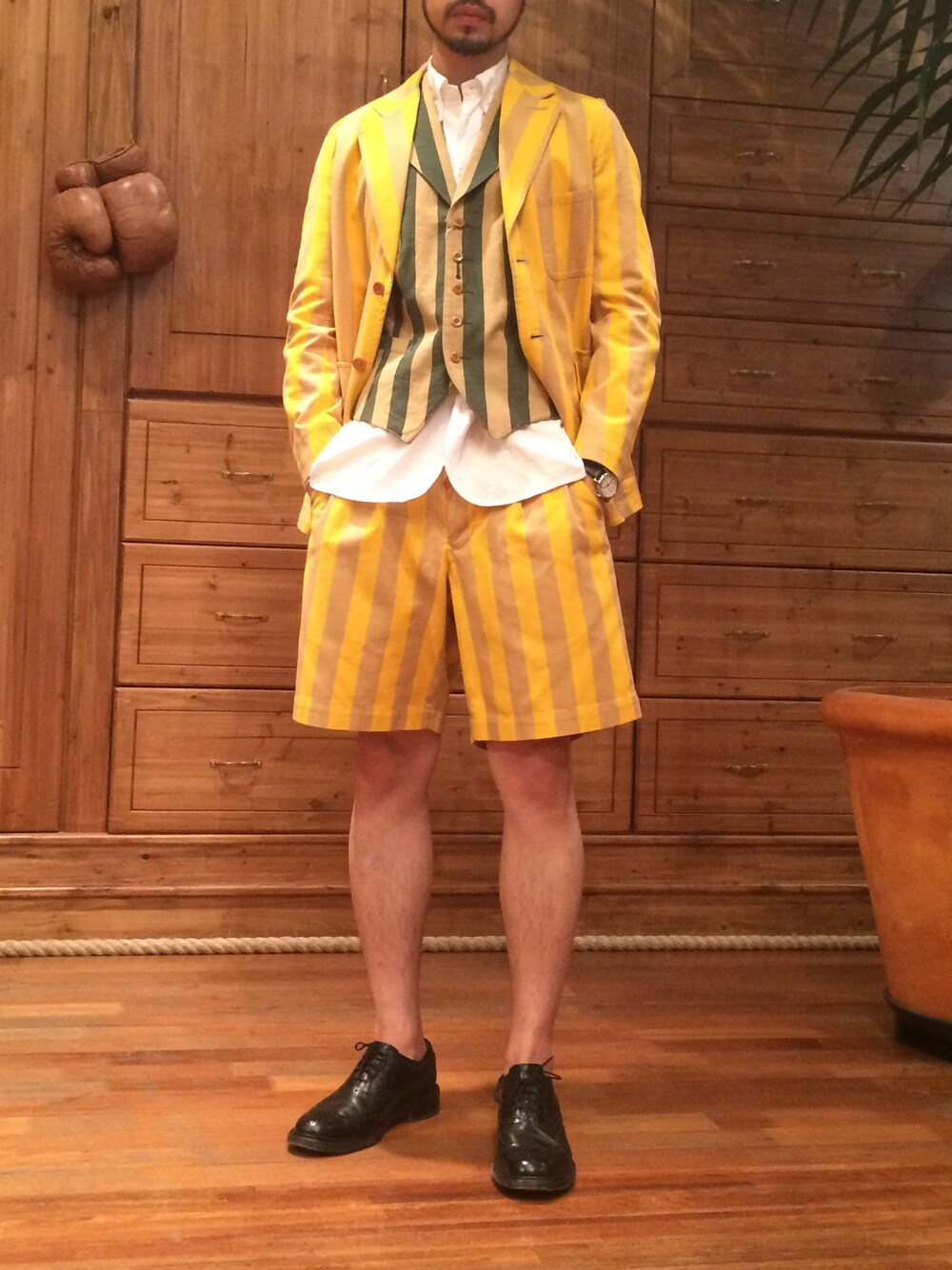 「jacket 」｜「HAVERSACKのアイテム（その他アウター、イエロー系）」を使った、sanfranciscomarketさん（メンズ・175cm）の春コーディネートの1枚目の写真