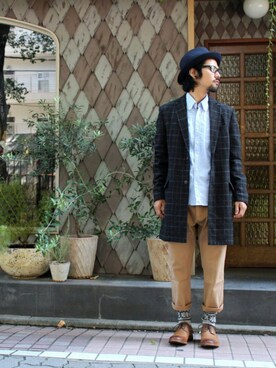「ヒゲメガネ」｜「アイテム（チェスターコート）」を使った、アッキーさん（メンズ・166cm）の秋コーディネート