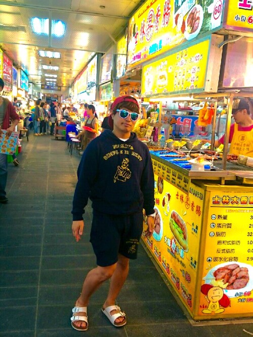 はぎちゃん シャインハッピー パーカーを使ったコーディネート Wear