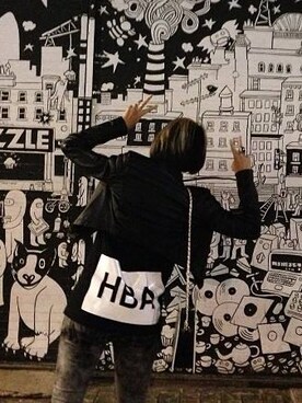 Virgine LKMさんのコーディネート