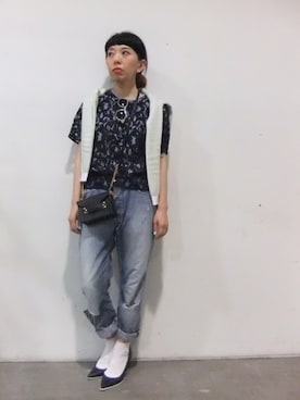 「アイテム（シューズ、ブルー系）」を使った、MWさん（レディース・154cm）の夏コーディネート