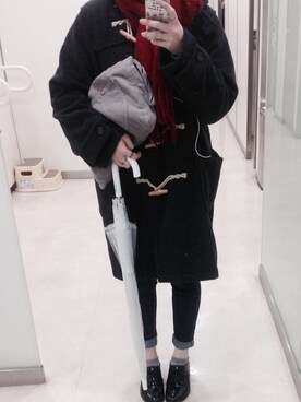 「アイテム（クラッチバッグ、グレー系）」を使った、Atsumi さん（レディース・160cm）の冬コーディネート