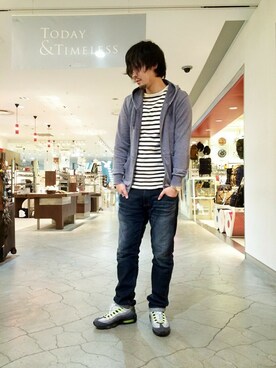 「TYPE BLUE（タイプブルー）のアイテム（デニムパンツ）」を使った、Mr.nakamuraさん（メンズ・182cm）の春コーディネート