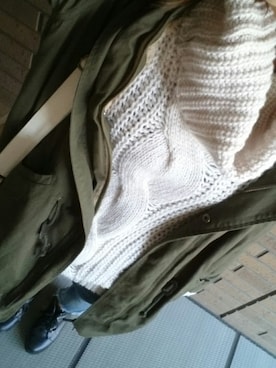 「Ungrid（アングリッド）のフレイドヘムストスリ（デニムパンツ）」を使った、aiさん（レディース・163cm）の冬コーディネート