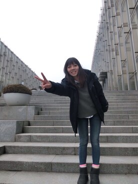 「Levi's（リーバイス）のアイテム（デニムパンツ、ブルー系）」を使った、胖妞さん（レディース・157cm）の春コーディネート