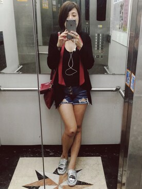 「Chiara Ferragni（キアラフェラーニ）のアイテム（スニーカー）」を使った、Mandy H Leeさん（レディース・158cm）の夏コーディネート