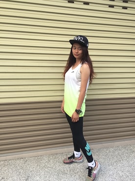 「OVERKILL inc.（オーバーキル）のアイテム（キャップ）」を使った、蘇紫齊さん（レディース・157cm）の夏コーディネート