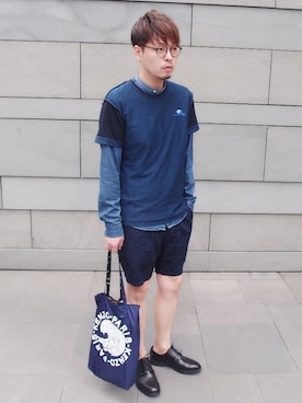 「KENZO（ケンゾー）のアイテム（Tシャツ/カットソー、ブルー系）」を使った、Matthew Chiu さん（メンズ・178cm）の夏コーディネート