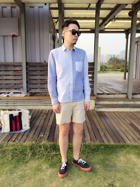 「JOURNAL STANDARD（ジャーナルスタンダード）のアイテム（シャツ/ブラウス、ブルー系）」を使った、Matthew Chiu さん（メンズ・178cm）の春コーディネート
