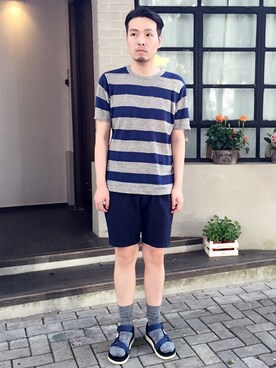 「BEAUTY&YOUTH UNITED ARROWS（ビューティーアンドユースユナイテッドアローズ）のアイテム（Tシャツ/カットソー、ブルー系）」を使った、Matthew Chiu さん（メンズ・178cm）の春コーディネート