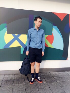 「blue」｜「アイテム（カーゴパンツ）」を使った、Matthew Chiu さん（メンズ・178cm）の夏コーディネート