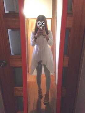 「MINI CREAMのアイテム」を使った、シンディさん（レディース・155cm）の春コーディネート