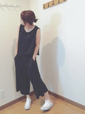 「earth music&ecology（アースミュージックアンドエコロジー）のアイテム（つなぎ/オールインワン、ブラック系）」を使った、あゆさん（レディース・157cm）の夏コーディネート