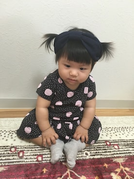 「アイテム（ヘアアクセサリー、ブルー系）」を使った、あーこさん（キッズ・70cm）の秋コーディネート