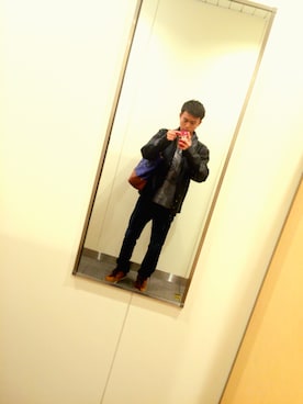 「TOMMY HILFIGER（トミーヒルフィガー）のアイテム（ライダースジャケット）」を使った、Soさん（メンズ・170cm）の春コーディネート