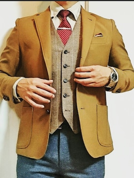 「アイテム（ネクタイ、レッド系）」を使った、H.Kさん（メンズ・167cm）の秋コーディネート