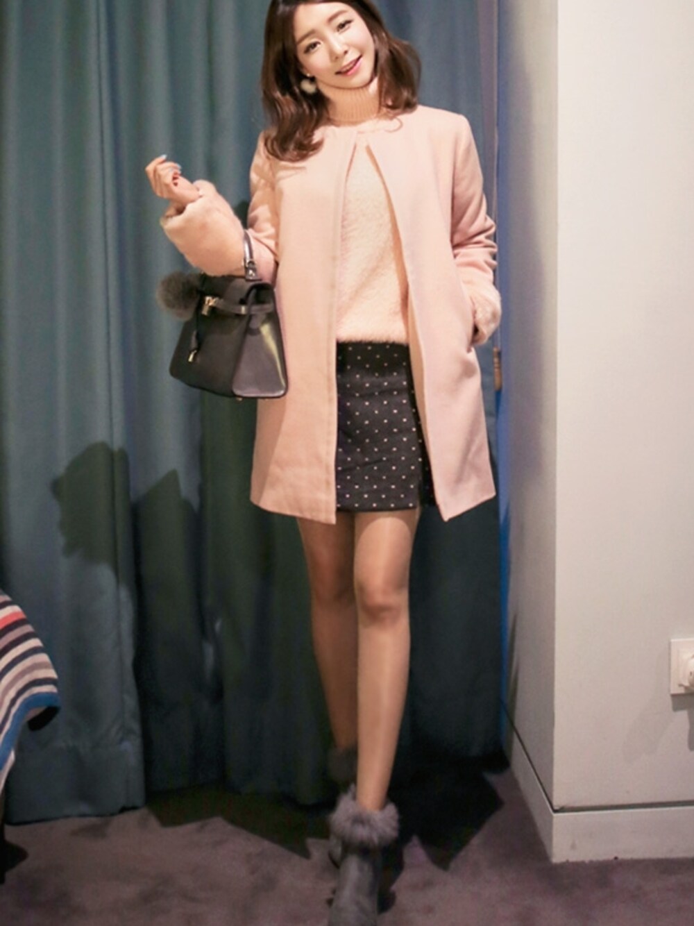 「knit、skirt、jacket 、korea、daily look、korea style、daily、codi、cote」｜「딱한가지소원 코트（その他アウター、ピンク系）」を使った、큐니걸스さん（レディース・163cm）の冬コーディネートの1枚目の写真