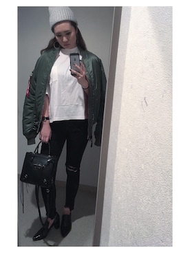 「CHEAP MONDAY（チープマンデイ）のアイテム（アクセサリー）」を使った、HONOKAさん（レディース・162cm）の秋コーディネート