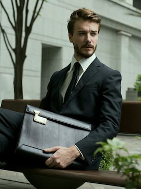 「スーツ」｜TokyoClutch326さん（メンズ・183cm）の秋コーディネート