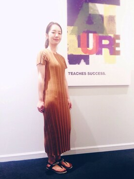 「BARNYARDSTORM（バンヤードストーム）のBARNYARDSTORM / リブニットワンピース（One piece dress、ブラウン系）」を使った、kaoriさん（レディース）の春コーディネート