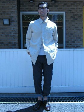 「Denime（ドゥニーム）のアイテム（ステンカラーコート）」を使った、ikezawaさん（メンズ・180cm）の春コーディネート