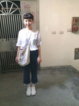 陳珺 is wearing MOOMIN