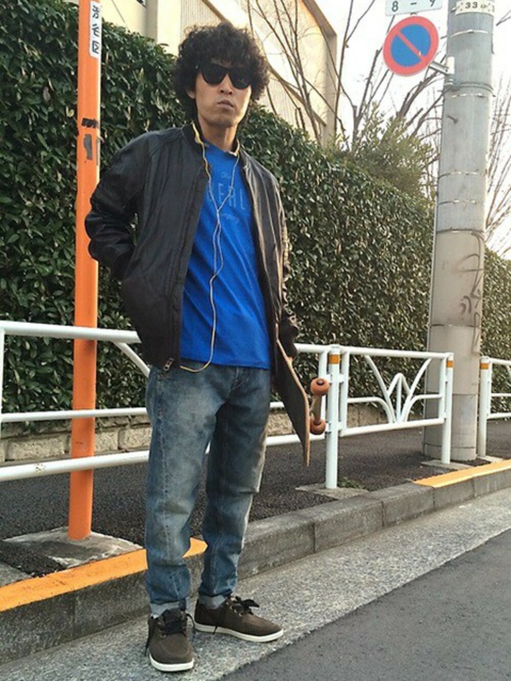 「レザージャケット、スケートボード、Timberland、スケートスタイル、スケータースタイル」｜「Timberlandのマウントメジャー　ボンバージャケット（ライダースジャケット、ブラック系）」を使った、Yo_c_keyさん（メンズ・170cm）の冬コーディネートの1枚目の写真