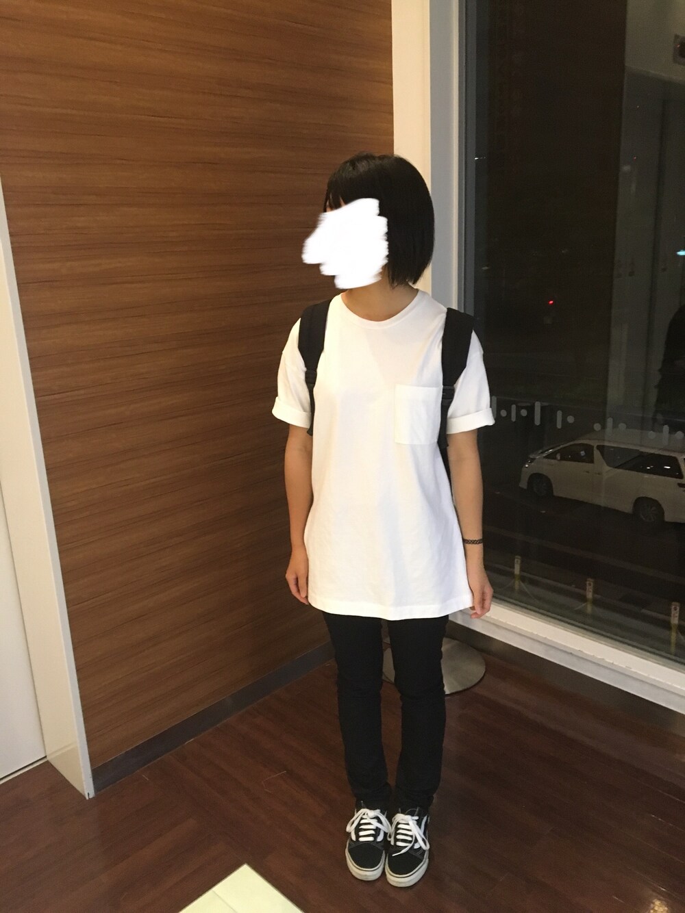「old skool、モノクロ、ボーイッシュ、黒スキニー」｜「VANSのVANS Sneakers（スニーカー、ブラック系）」を使った、 YUMIさん（レディース・158cm）の夏コーディネートの1枚目の写真