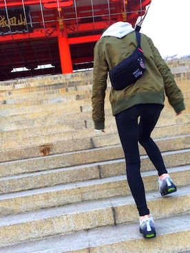 「Manhattan Portage」｜「アイテム（MA-1）」を使った、ayumixさん（レディース・169cm）の冬コーディネート