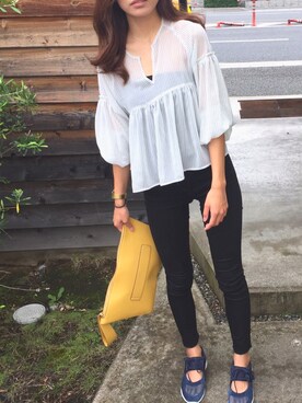 「UNIQLO（ユニクロ）のWOMEN ウルトラストレッチジーンズ（デニムパンツ）」を使った、ayumixさん（レディース・169cm）の秋コーディネート