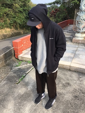 「NIKE INTERNATIONALIST」｜ 牟さん（メンズ・180cm）の冬コーディネート
