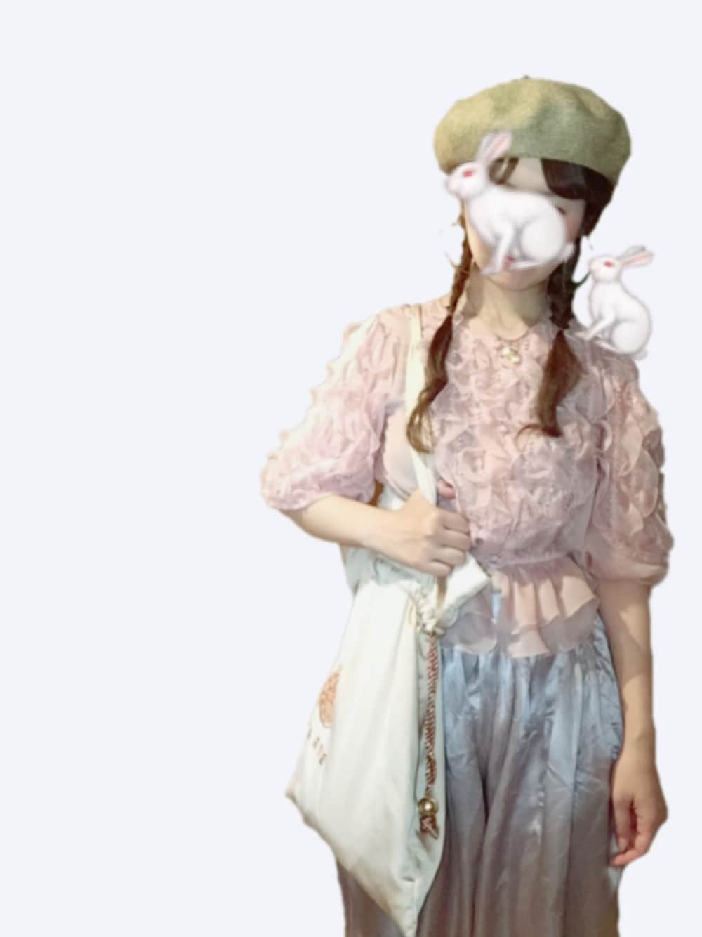 「大人カジュアル、ラクチンコーデ、夏、marte、サテン、サテンパンツ、sheso、VINTAGE、ピンク、ガーリー」｜「VINTAGEのアイテム（シャツ/ブラウス、ピンク系）」を使った、aiさん（レディース・158cm）の夏コーディネートの1枚目の写真