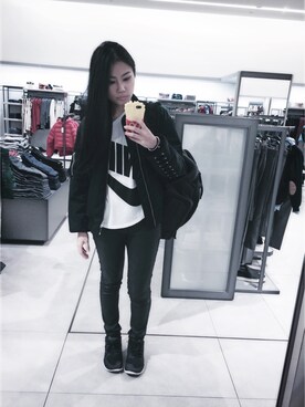 「Alexander Wang」｜「アイテム（PC・スマホグッズ/家電）」を使った、YURI NAKAMURAさん（レディース・158cm）の冬コーディネート