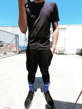 「アイテム（タイツ/ストッキング、ブルー系）」を使った、Cheuktingさん（メンズ・170cm）の夏コーディネート