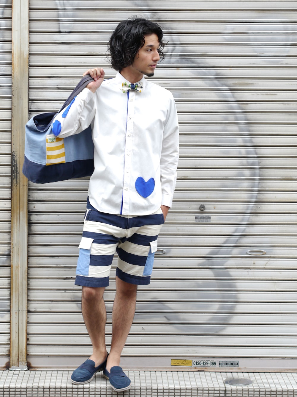 ホワイト系のシャツ/ブラウス、ホワイト系のシャツ/ブラウス、ホワイト系のシャツ/ブラウスを着用したメンズの夏コーディネートの1枚目の写真